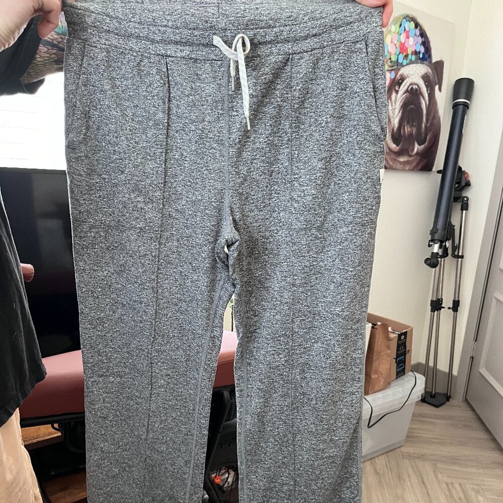 Vuori Halo Wide Leg Pants - Heather Grey - Never Worn!